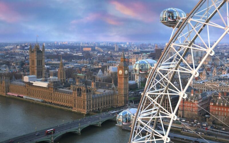 London: Westminster Tour and Churchill War Rooms Visit - The Sum Up