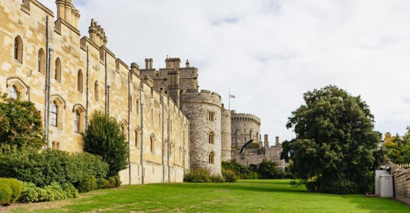 London: Windsor Castle, Stonehenge & Bath Full-Day Tour - Who Should Consider This Tour?