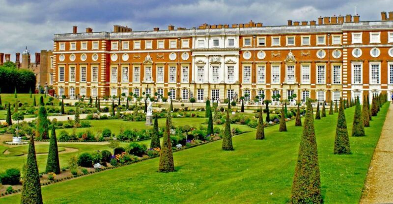 London: Windsor, Hampton Court Palace with Free Snack Pack - The Itinerary: What You Can Expect