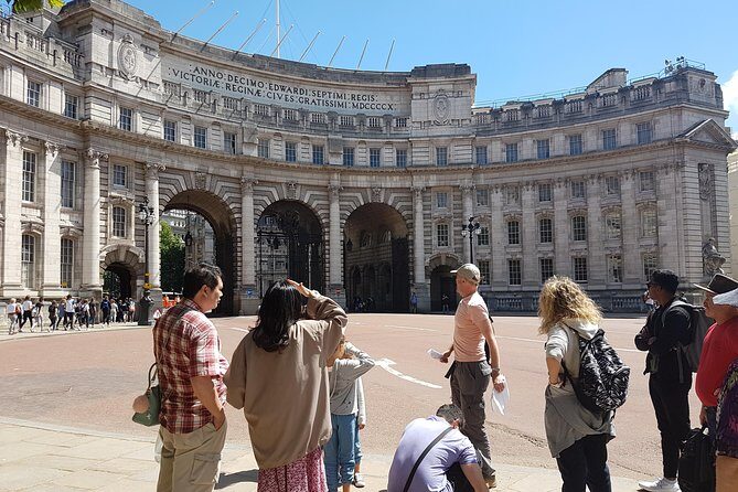 London's Amazing Palaces & Parliament : Private Tour - FAQs