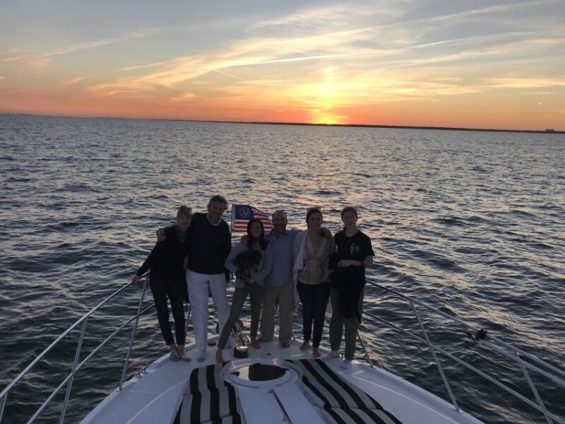 Long Island: Yacht Charters, Location: Port Jefferson Harbor - An In-Depth Look at the Yacht Experience