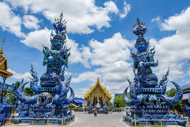 Long Neck Village, White & Blue Temple, Black House Day Tour From Chiang Mai - What We Loved From the Reviews