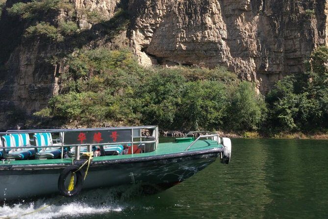 Longqingxia Gorge Cruise and Guyaju Cave Dwellings Private Day Tour - Who Would Love This Tour?