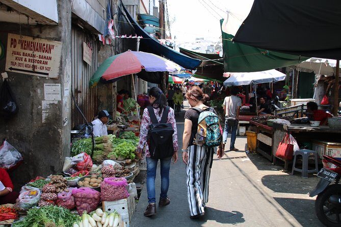 Look at Jakarta Local Experience Tour With Boating - A Deep Dive into the Jakarta Local Experience Tour