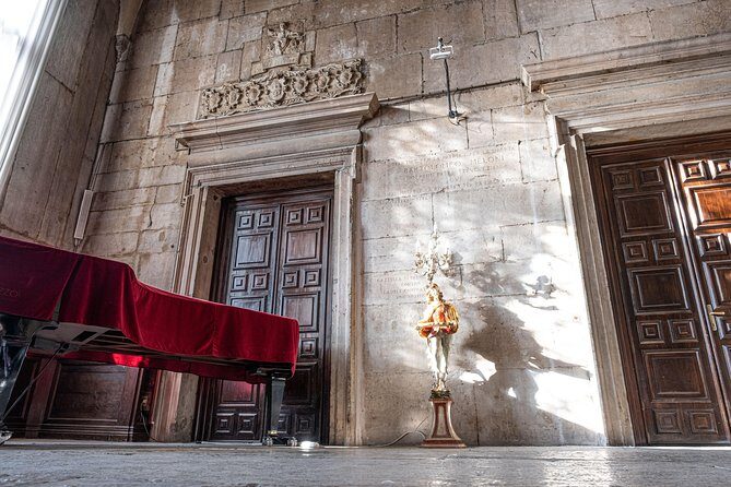 Lords of the Night Prisons Palace: Cells & Torture Tools Visit - FAQ