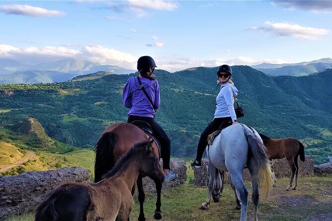 Lori Canyon Vacations - Key Points