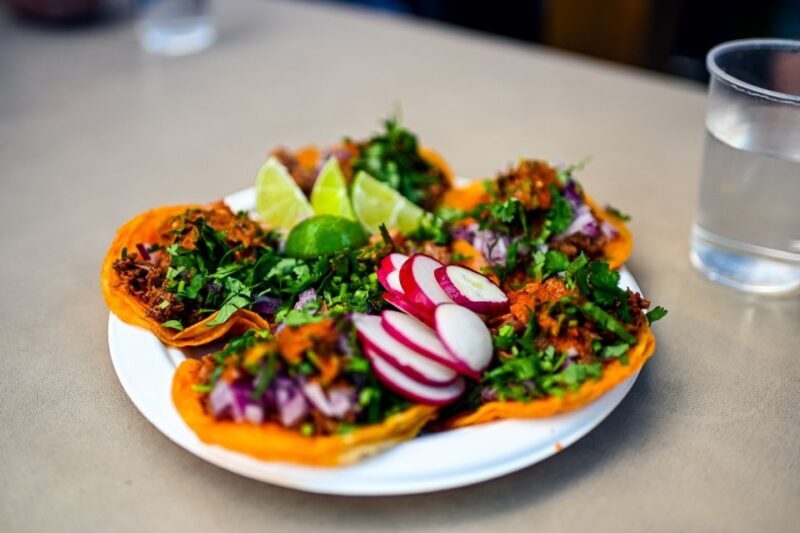 Los Angeles: 3-Hour Secret Food Tour of Venice Beach - Food Stops: From Plant-Based Delights to Meatier Fare