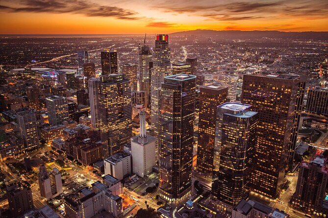 Los Angeles Airport LAX Transfer to Long Beach Hollywood Irvine - What to Expect During Your Ride