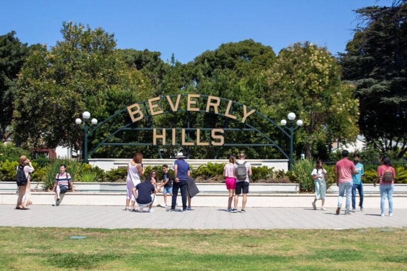 Los Angeles: Famous Neighbourhoods and Celebrity Homes Tours - What Real Guests Say