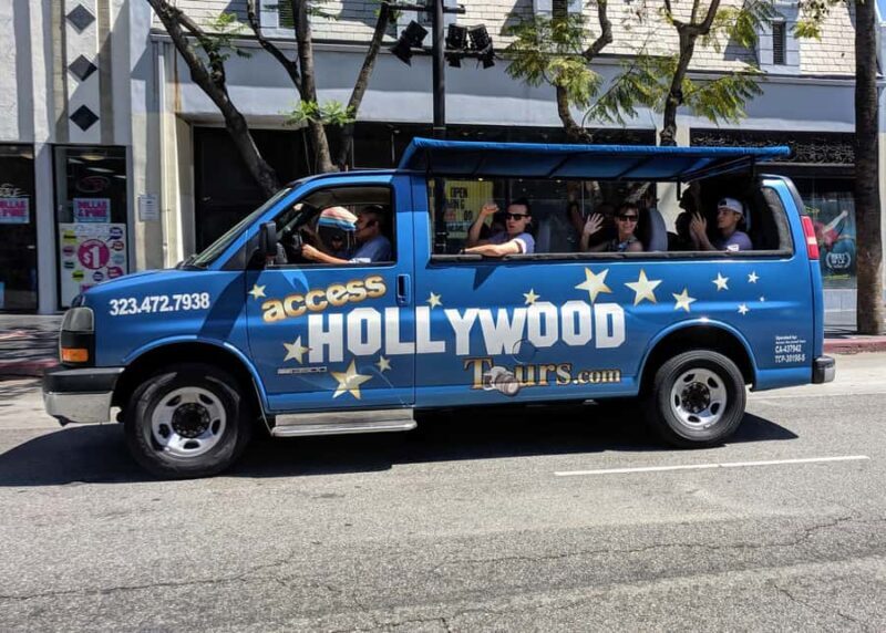 Los Angeles: Hollywood, Beverly Hills & Celebrity Homes Tour - Transportation and Group Dynamics