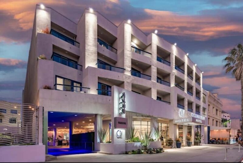 Los Angeles: Hollywood City Tour with celebrity Homes Tours - Key Points