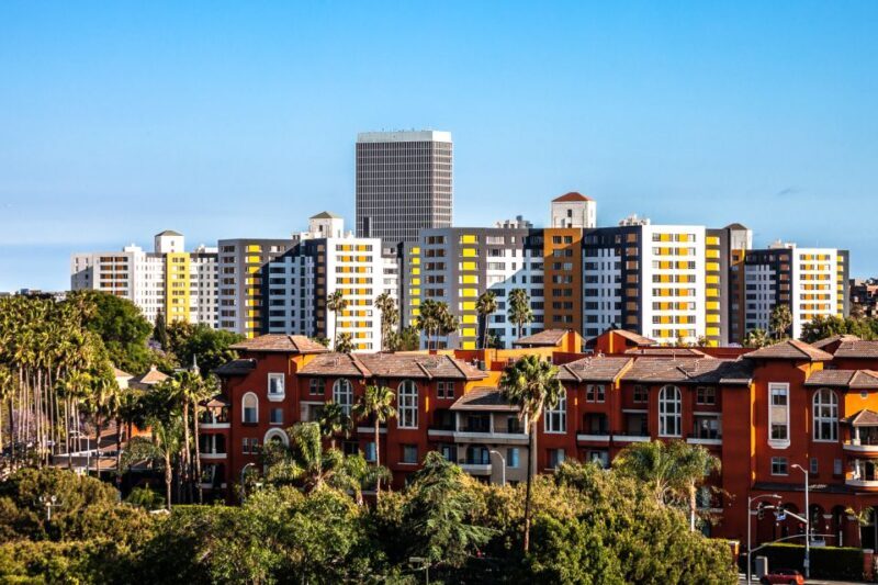 Los Angeles: Hop-on Hop-off Sightseeing Tour by Open-top Bus - Key Points