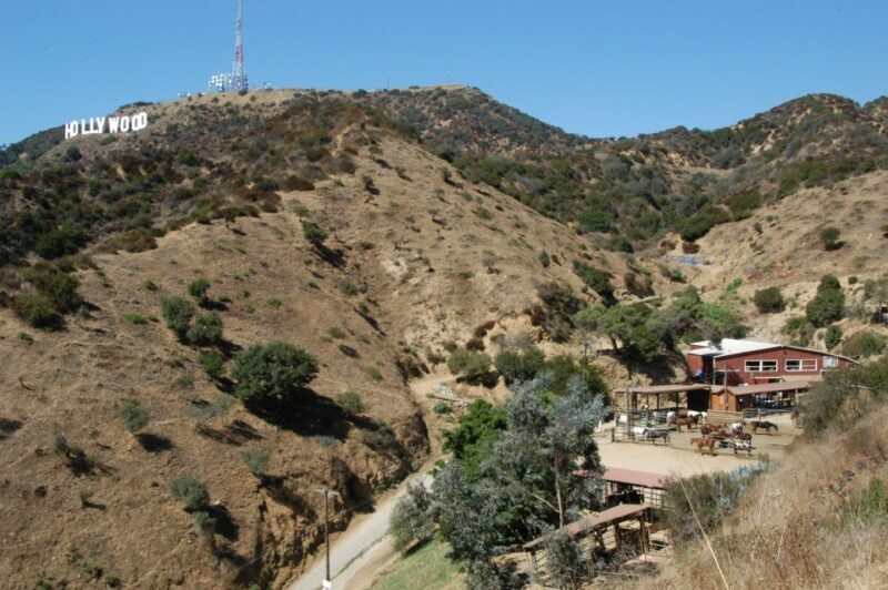 Los Angeles: Mulholland Trail Horseback Riding Tour - An In-Depth Look at the Mulholland Trail Horseback Riding Tour