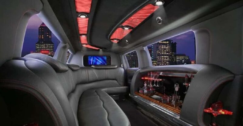 Los Angeles: Private Sightseeing Tour in a Limousine - 4hrs - A Detailed Look at the Experience
