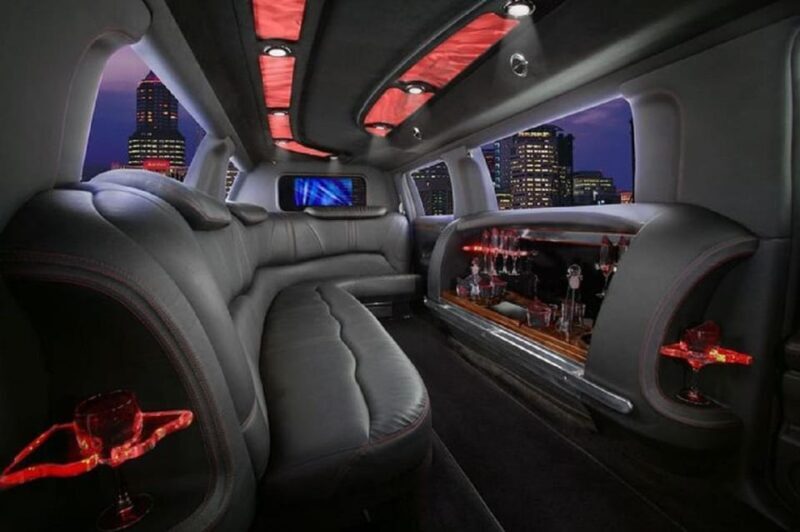 Los Angeles: Private Sightseeing Tour in a Limousine - 5hrs - FAQ