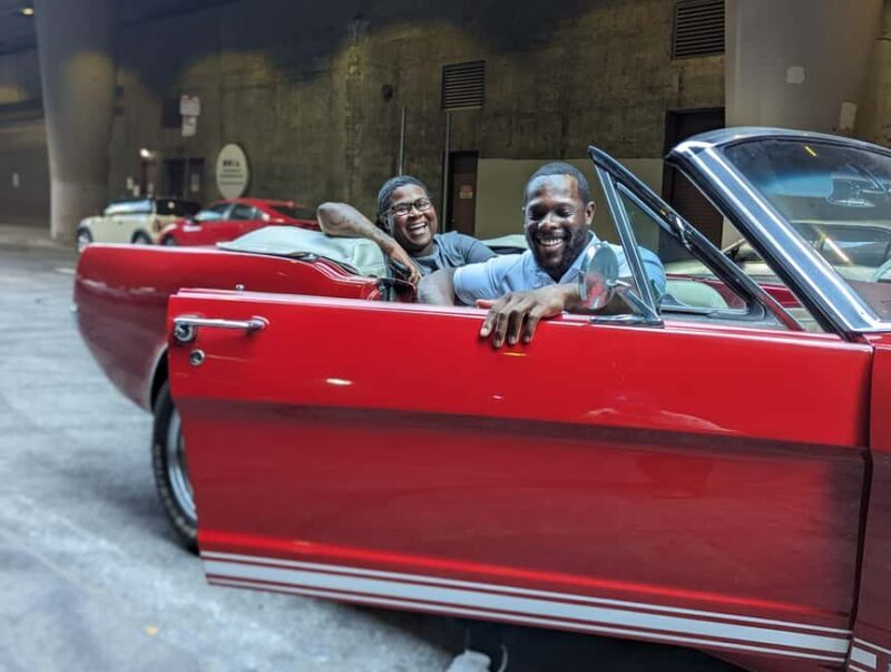 Los Angeles: Private Tour in a 1965 Mustang Convertible - FAQ