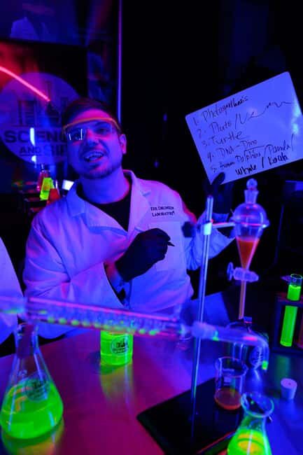 Los Angeles: Science and Sip The Drunken Laboratory - What Is the Experience Like?