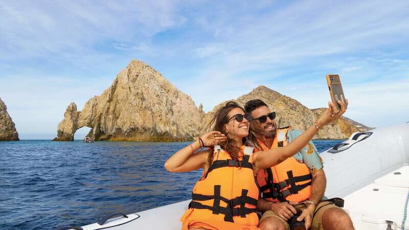 Los Cabos Famous Arch cruise, City tour and Lunch - The Sum Up