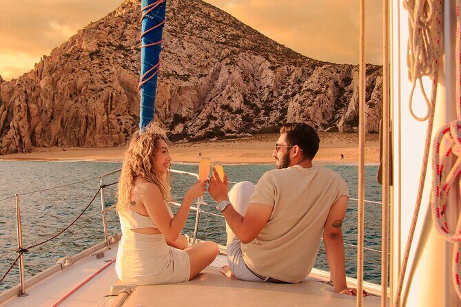 Los Cabos Luxury Sunset Sail with Light Appetizers and Open Bar - Overview and Booking Details