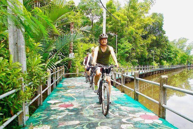 Lost in Bangkok : Green Lung Jungle Bicycle Ride with Lunch - Discovering Bangkok’s Hidden Green Spaces: The Green Lung Jungle Bicycle Ride