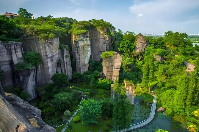 Lotus Hill Ancient Quarry Big Buddha Art AncientTown Private Tour - An In-Depth Look at the Tour Experience