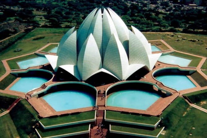 Lotus Temple & Humayun's Tomb Half-Day Guided Tour - The Serenity of the Lotus Temple