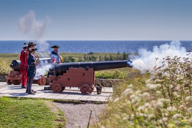 Louisbourg Fortress, Lighthouse and Cliffside Adventure - Who Will Love This Tour?
