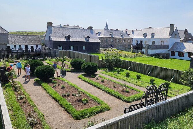Louisbourg Fortress, Lighthouse and Cliffside Adventure - The Sum Up