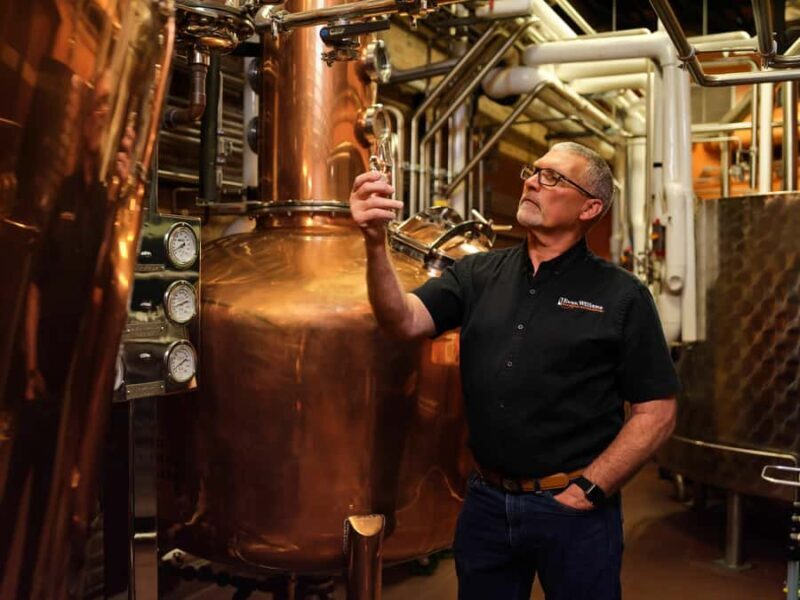 Louisville: Evan Williams Bourbon Experience Tour & Tasting - Key Points