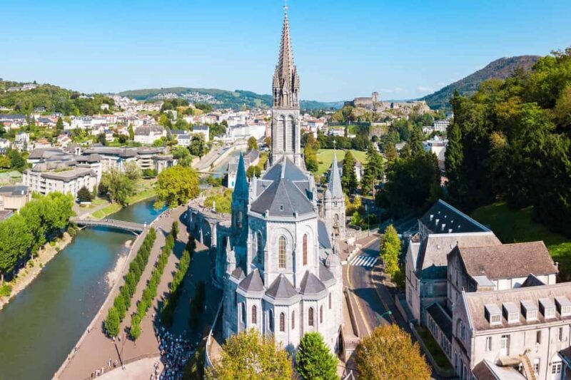 Lourdes: Full Day Private Guided Tour with Castle and Market - Key Points