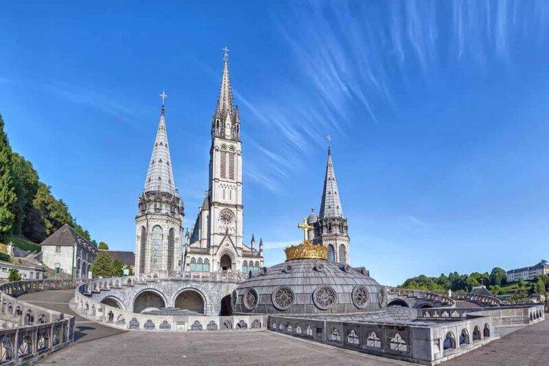 Lourdes: Full Day Private Walking Tour with Local Guide - Practical Details & What to Expect