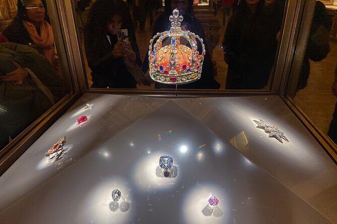 Louvre Highlights & Mona Lisa : Guided, Skip the Line Experience - Exploring the Louvre in a Nutshell