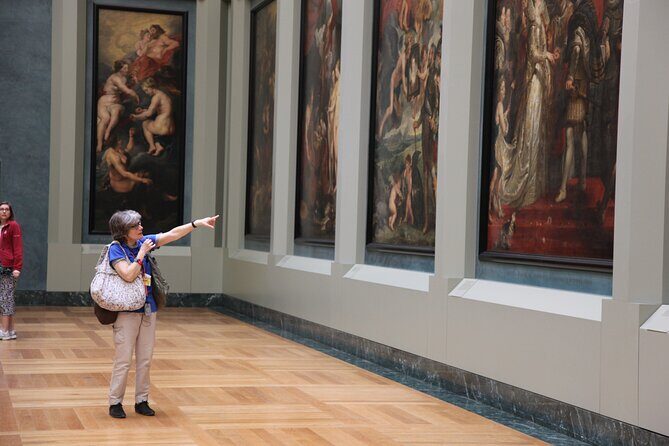Louvre Museum Private Guided Tour with Reserved Access - A Closer Look at the Experience