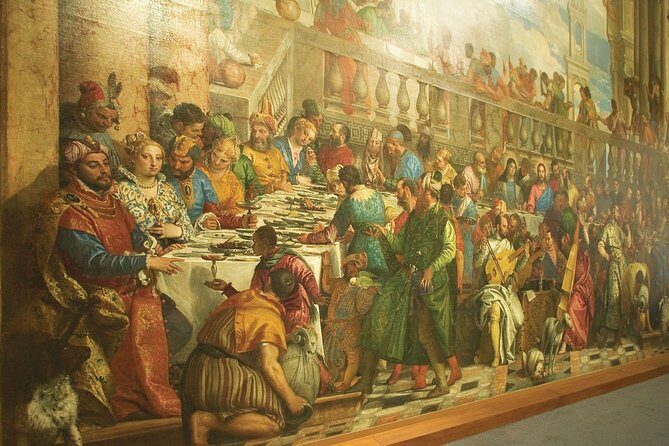 Louvre museum with small group - The Experience in Detail