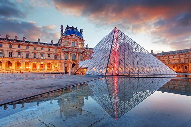 Louvre - Private Family Tour with Da Vinci Treasure Hunt - Entry Fees Included - Key Points
