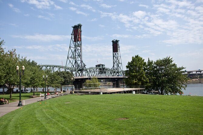 Love in the City of Roses: Romantic Tour in Portland - A Detailed Look at the Romantic Portland Tour