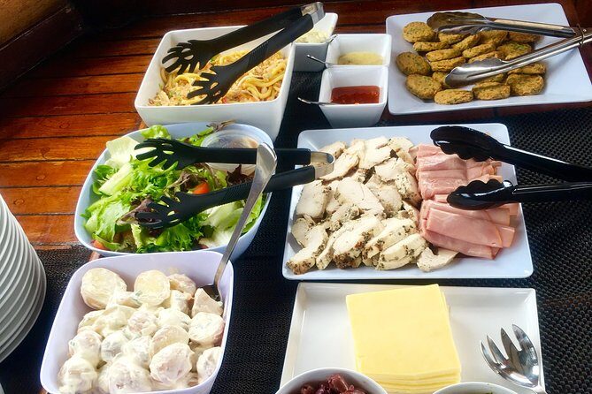 Low Island Snorkelling Private Charter Aboard Authentic Chinese Junk Boat - A Delicious Lunch and Relaxation Options