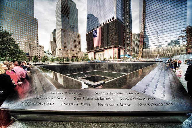 Lower Manhattan & Ground Zero Exclusive Guided Walking Tour - Historic Parks and Public Spaces