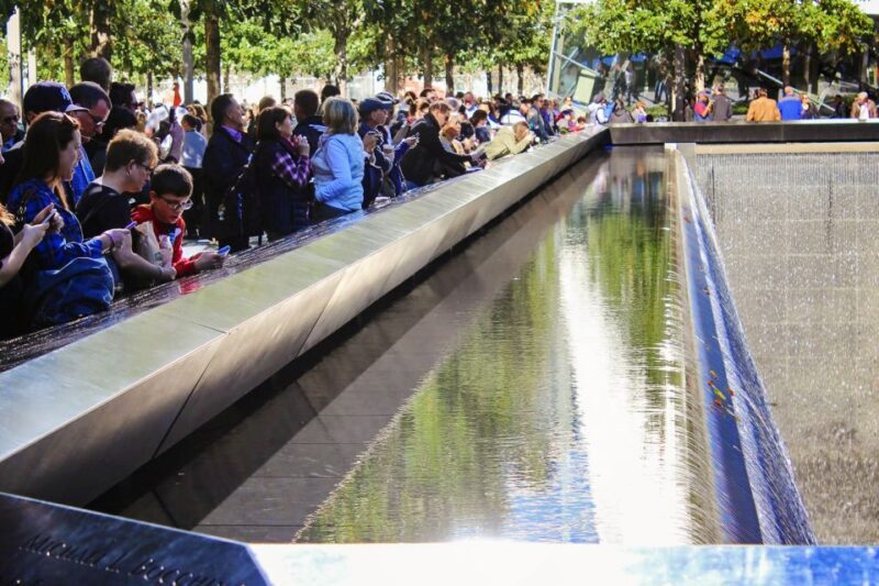 Lower Manhattan Tour: Wall Street & 9/11 Memorial - A Deep Dive into the Tour Experience