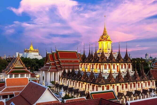 LR-01 TaLad NangLerng, ride along the old town and try local street foods - Key Points