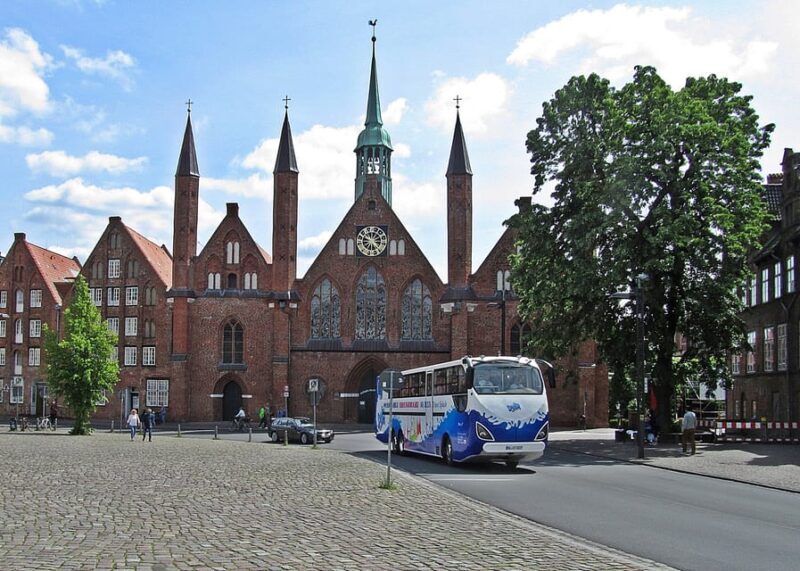 Lübeck: 1-Hour Splash Bus City Tour - FAQ: Your Questions Answered