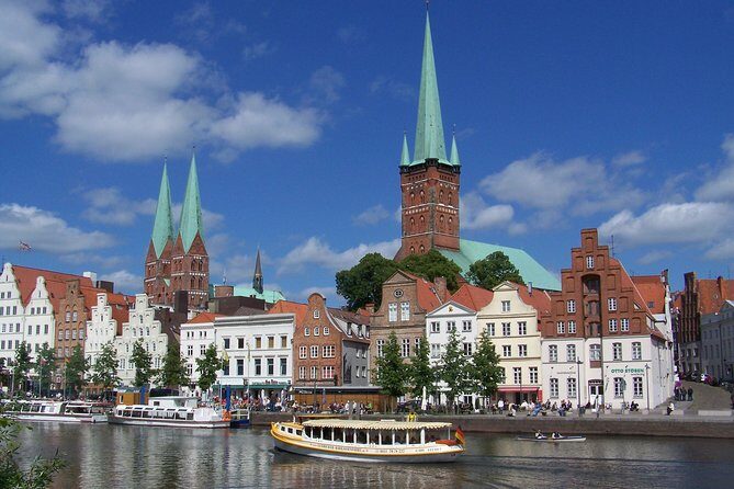 Lübeck Day Trip From Hamburg By Train With Private Guide And Lunch - An Overview of the Lübeck Day Trip Experience