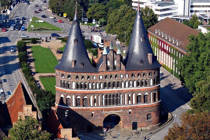 Lübeck Day Trip From Hamburg By Train With Private Guide And Lunch - Savoring Authentic Lübeck Cuisine
