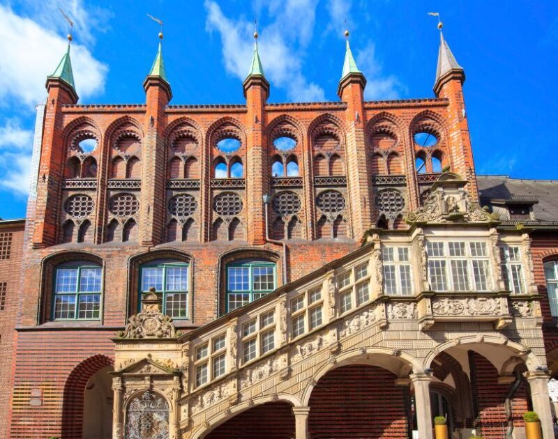 Lübeck: St. Anne's Museum with City Walking Tour Option - Key Points
