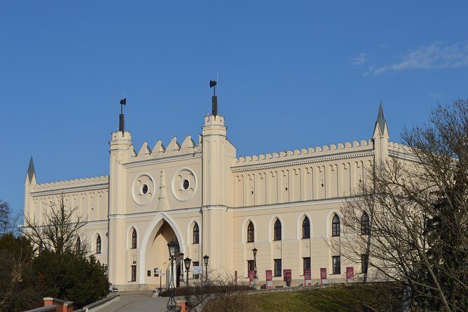 Lublin and Majdanek concentration camp from Warsaw (1-day tour) - Discovering Lublin and Majdanek: A detailed review