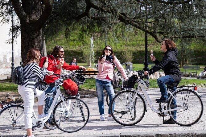 Lucca Bikes and Bites with food tastings for Small Groups or Private - FAQs