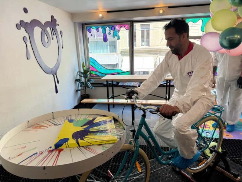 Lucerne: Creative painting workshop for children and families - A Closer Look at the Art Vibes Workshop Experience