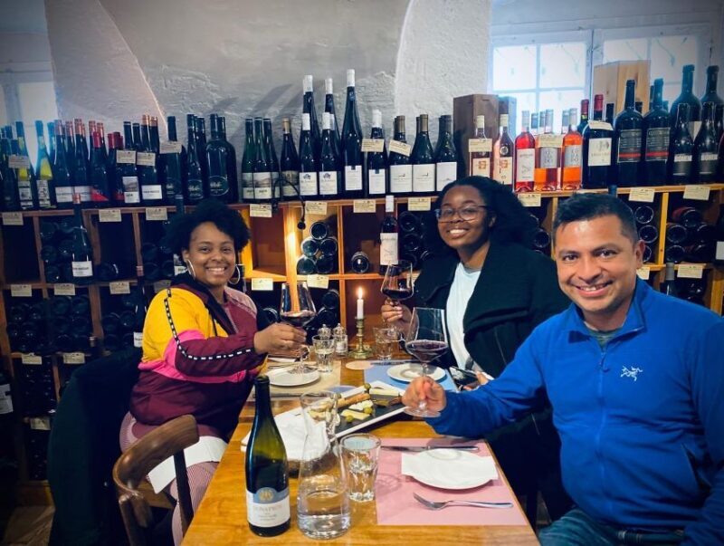 Lucerne: History Walking Tour w/ Chocolate & Cheese Tastings - Key Points