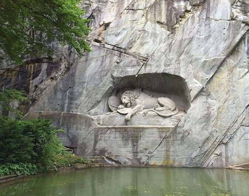 Lucerne: One-Hour Classic City Walk with Hotel Pickup - Iconic Landmarks and Architectural Gems