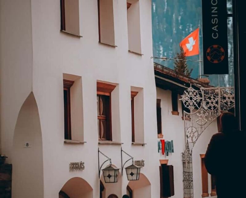 Lucerne: Private day Trip to St. Moritz - FAQ